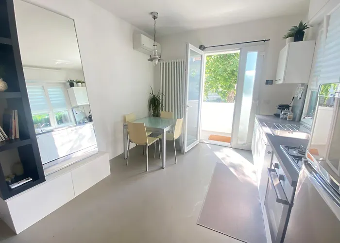 Doma 2 3 Bed & Breakfast